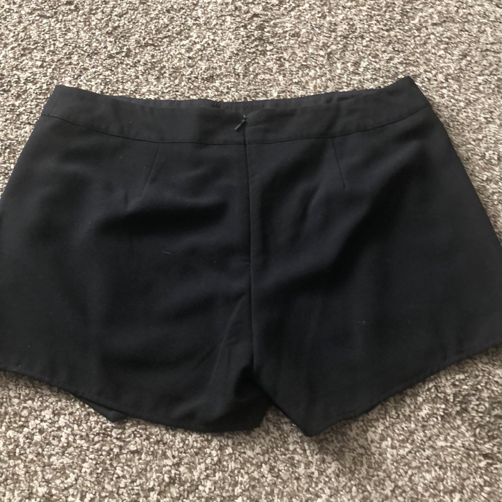 Skort - Picture 2 of 3